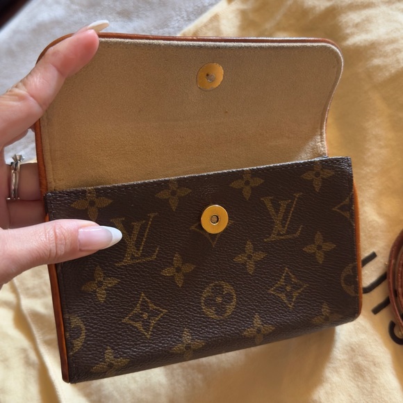 Louis Vuitton Monogram Pochette Florentine Bum Bag 25”-35” waist - Picture 5 of 12
